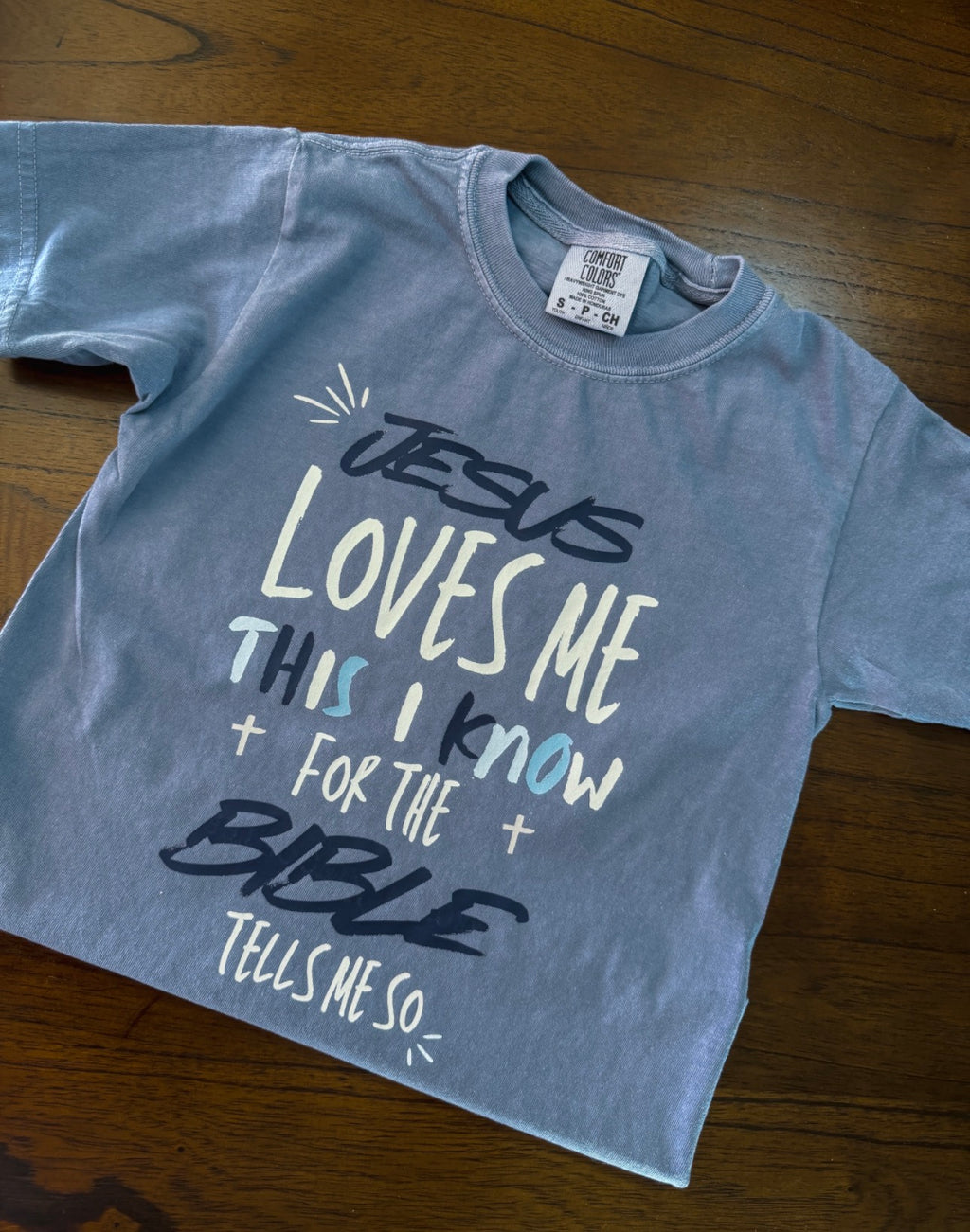 Jesus loves me youth boys Tshirt